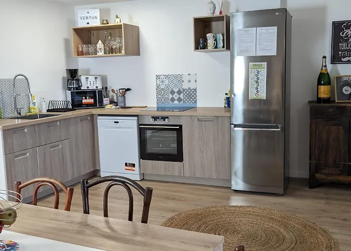 Citadelle - 3 - 4 Lits - Centre - Proche Gare - Wifi - Gere Par Prestazen'services Apartmán